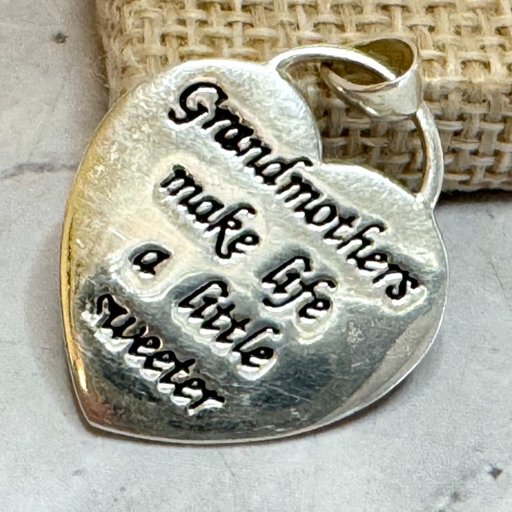 Grandma Pendant Sterling Silver 925 Grandmothers Make Life Sweeter Mother's Day